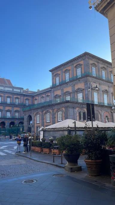 Apartment Re Gallo Luxury Plebiscito In Via Chiaia