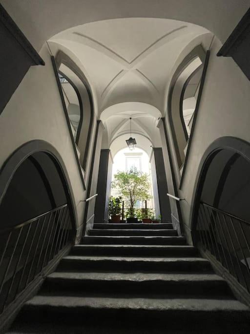 Re Gallo Luxury Plebiscito In Via Chiaia Naples